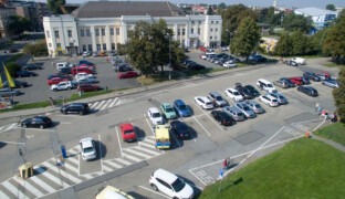 Parkování v Olomouci projde dalšími změnami. Víme, co bude jinak