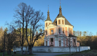 Kostel ve Staré Vodě dostane další prostředky na rekonstrukci
