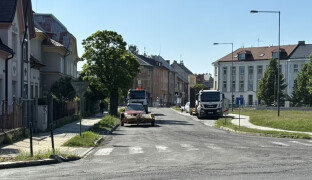 Kopretinová, Boleslavova, Slavonínská i Křelovská. Kde vás čekají další uzavírky?
