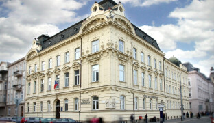 Jana Paulová, Burian i Štreit. Vědecká knihovna v Olomouci naservíruje září plné akcí