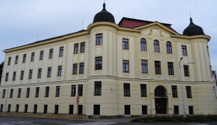 Tři vraždy a 22 let za mřížemi. Hejnu soud na svobodu nepustil