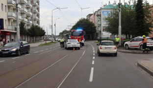 Viděli jste střet před PENNY? Policie hledá svědky střetu na Wolkerově