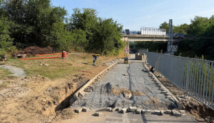 Hvězdná prošla opravou. Zpevnili 1,2 kilometru krajnic, přibude i odpočívadlo
