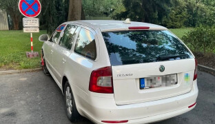 Značky nestačí. V Olomouci už kvůli blokovému čištění řešili skoro 600 aut