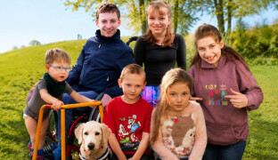 Dovolená u moře bez starostí. DĚTI DĚTEM chtějí rodinám s handicapovanými dětmi dopřát odpočinek na Sicílii