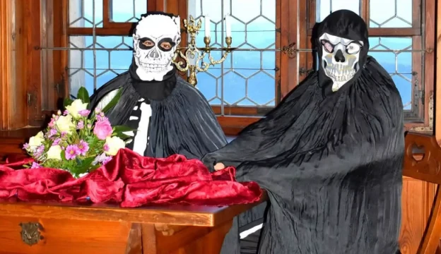 Když se setmí v našem kraji. Toto jsou večerní prohlídky hradu Bouzov