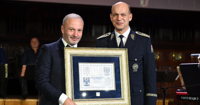 Zdroj: Redstone Group