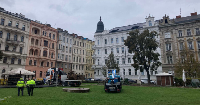 Klíčová socha připomínající revoluci v roce 1989, foto: Olomoucký Report