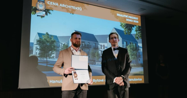H-blok boduje. Hanušovice získaly architektonické ocenění