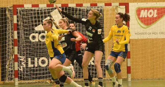 Utkání házenkářek Olomouce a slovenských Michalovic | zdroj DHK Olomouc