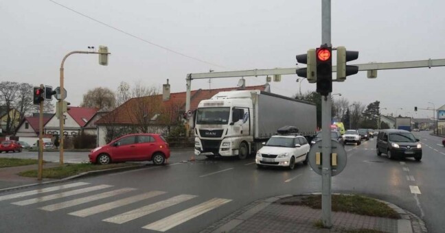 Nehoda na křižovatce v Olomouci | foto Policie ČR