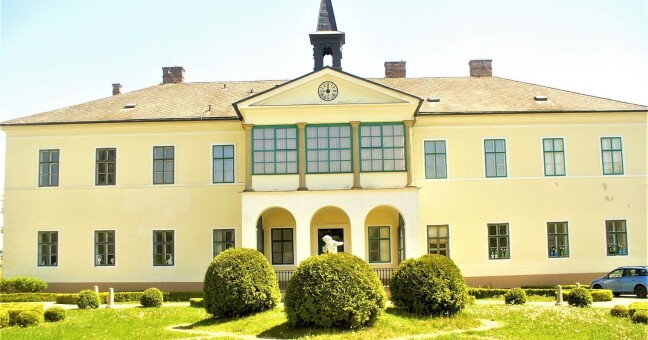 Zdroj: NPÚ