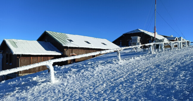 Meteostanice na Šeráku. Zdroj: Mapy.cz