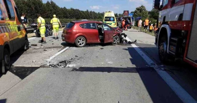 Dopravní nehoda na dálnici D35 | foto HZS Olomouckého kraj