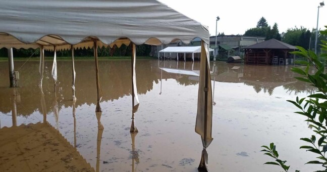 Sokolovna a hřiště v Grygově; zdroj: Olomoucký Report