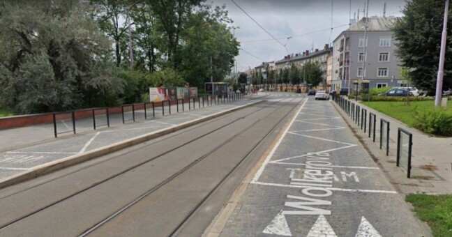 Zastávka vídeňského typu na Wolkerově ulici, zdroj: Google maps