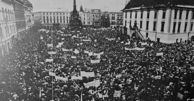 Události Sametové revoluce v Olomouci, zdroj: Paměť národa