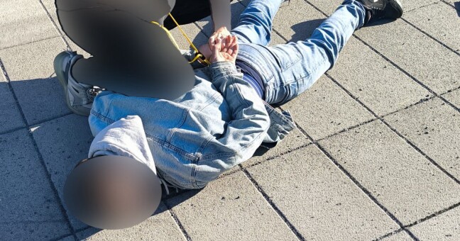 Našli jej v Olomouci. Nebezpečného hledaného dopadli