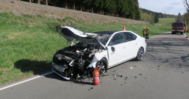 Náraz s protijedoucím autem jej odhodil. Motorkář nepřežil