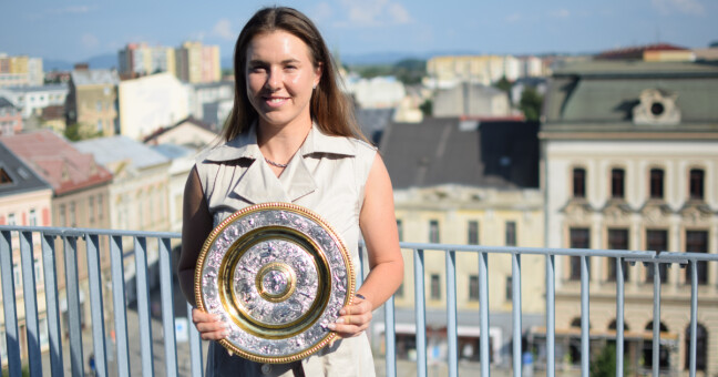 Highlighty týdne: Rozhovor s Lindou Noskovou a jak pokračuje spor o akcelerační zóny?