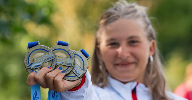 Tři zlata z jednoho šampionátu. Sedmnáctiletá Olomoučanka Kočířová zářila ve Francii