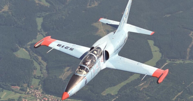 Letouny L-39C Albatros dnes z Pardubic poletí naposledy nad Moravou