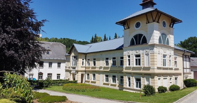 Schrothovy léčebné lázně. Zdroj: Lázně Lipová 