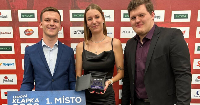 Zástupci marketingového týmu  Jakub Škoda, Sandra Staňková a Jakub Labounek. Zdroj: HC Olomouc