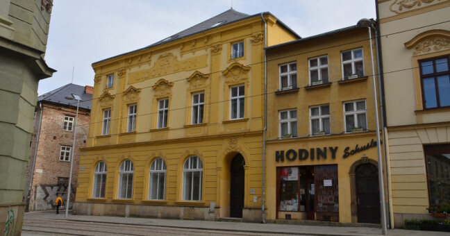 Sdružení Za sklem sídlí v Lidovém domě na třídě 1. máje, zdroj: Za sklem o.s.