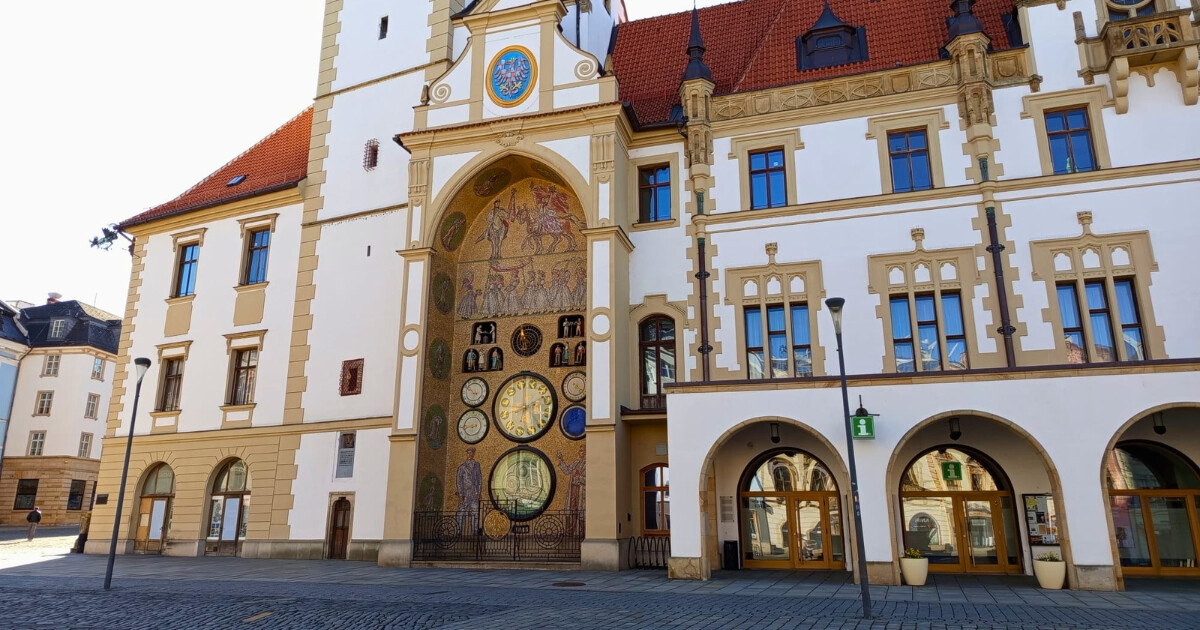 Olomoucký orloj na Horním náměstí