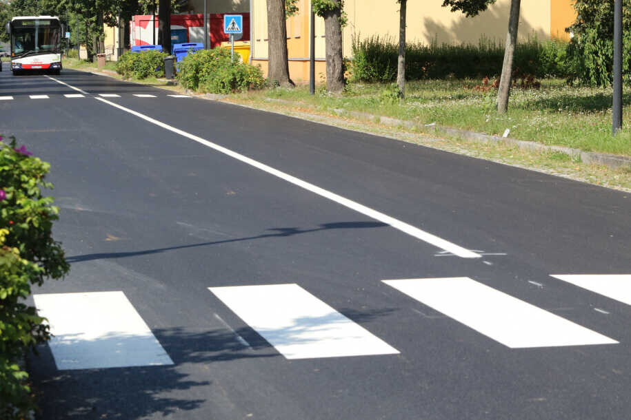 Oprava komunikace Náves Svobody, Holice