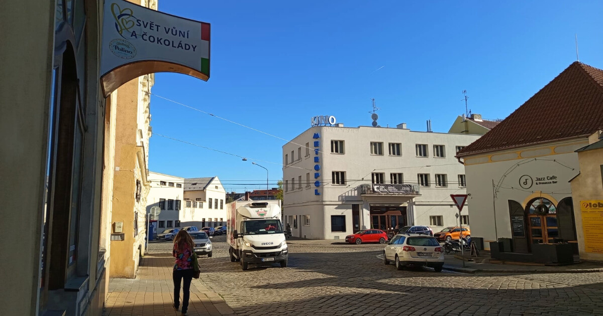 Olomoucká dominanta, kino Metropol (Zámečnická ulice)
