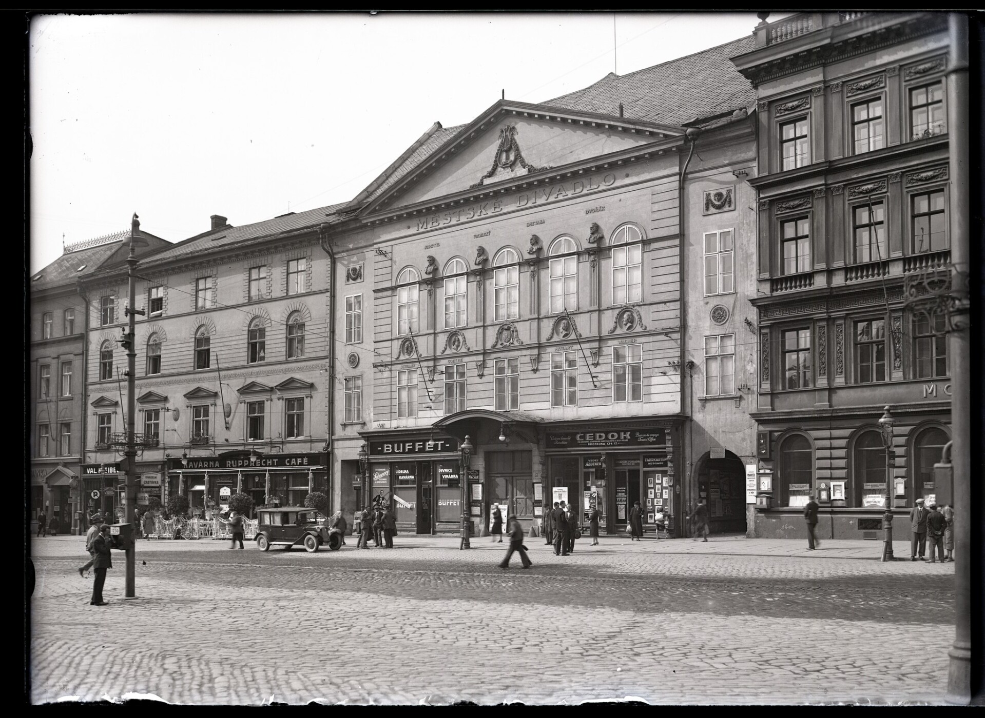 Moravské divadlo Olomouc, rok 1930