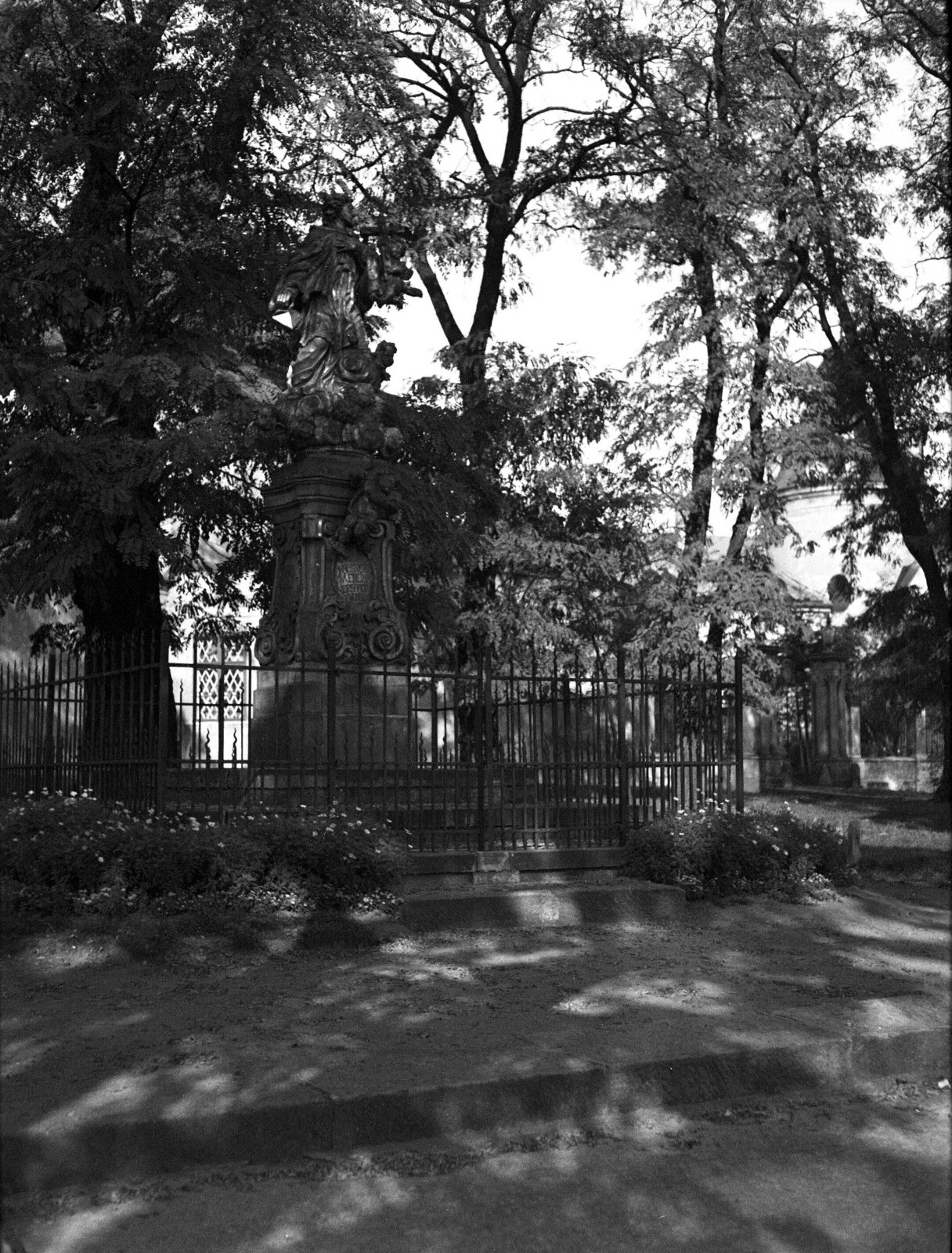 Václavské náměstí, socha sv. Jana Nepomuckého, 1935