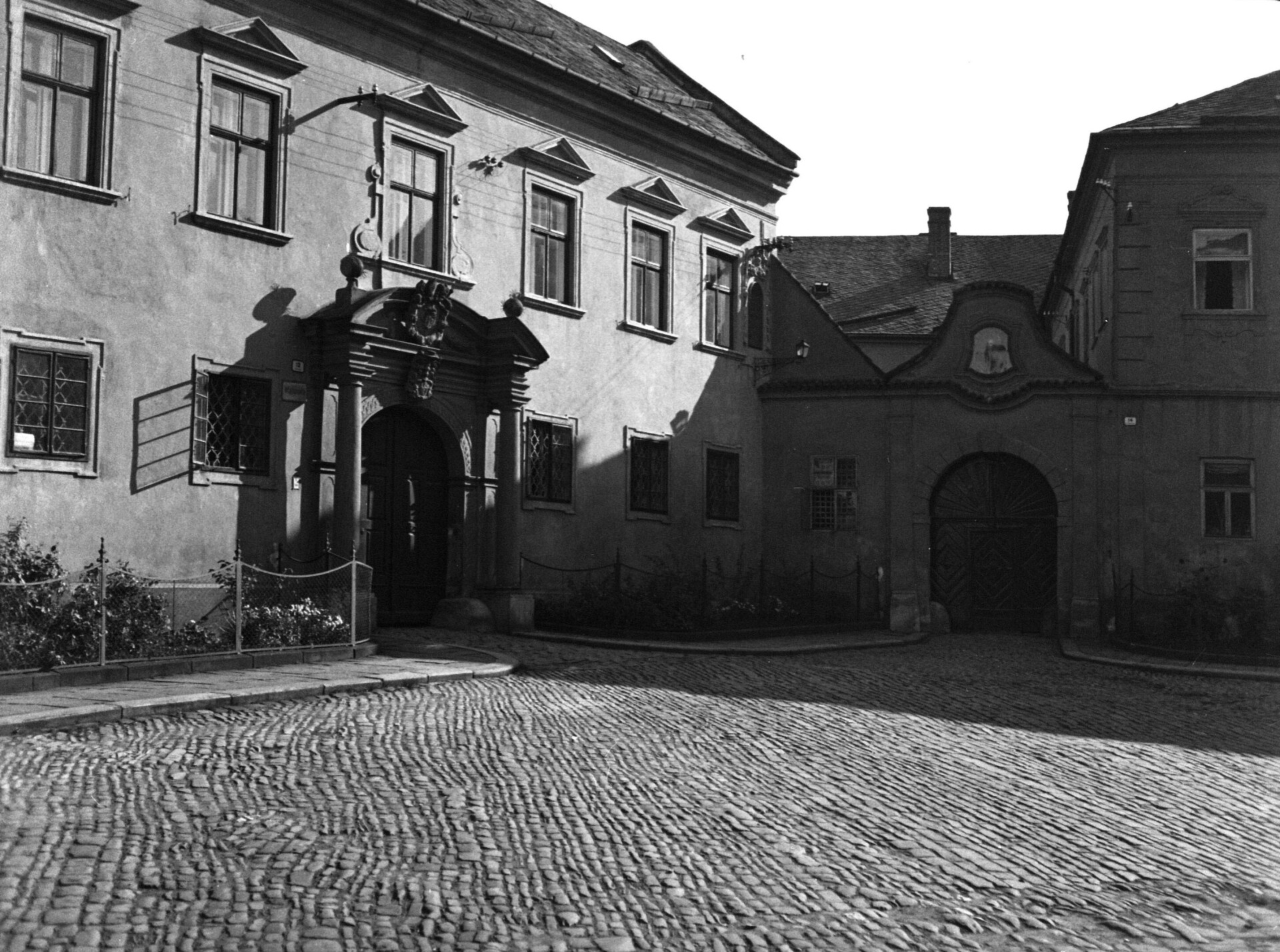 Křížkovského 14, kanovnická rezidence