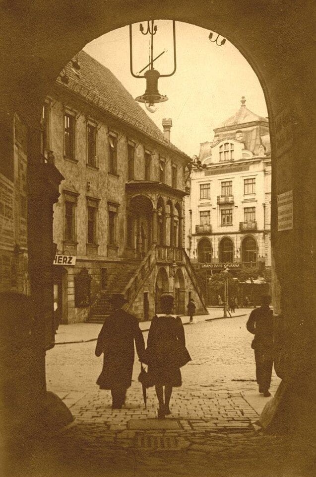 Pohled na radnici na Horním náměstí