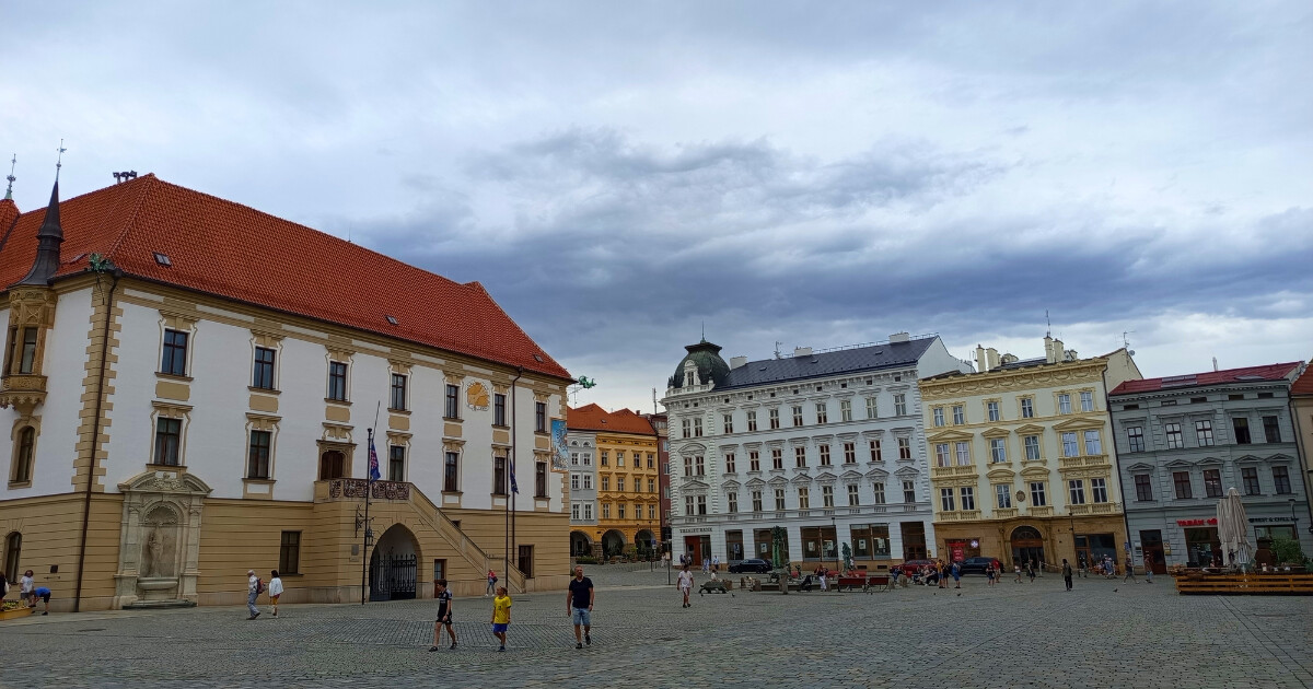 Horní náměstí, pohled na radnici