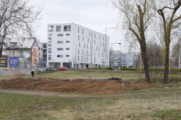 Park u Galerie Šantovka, Zdroj: Olomoucký Report, 2021