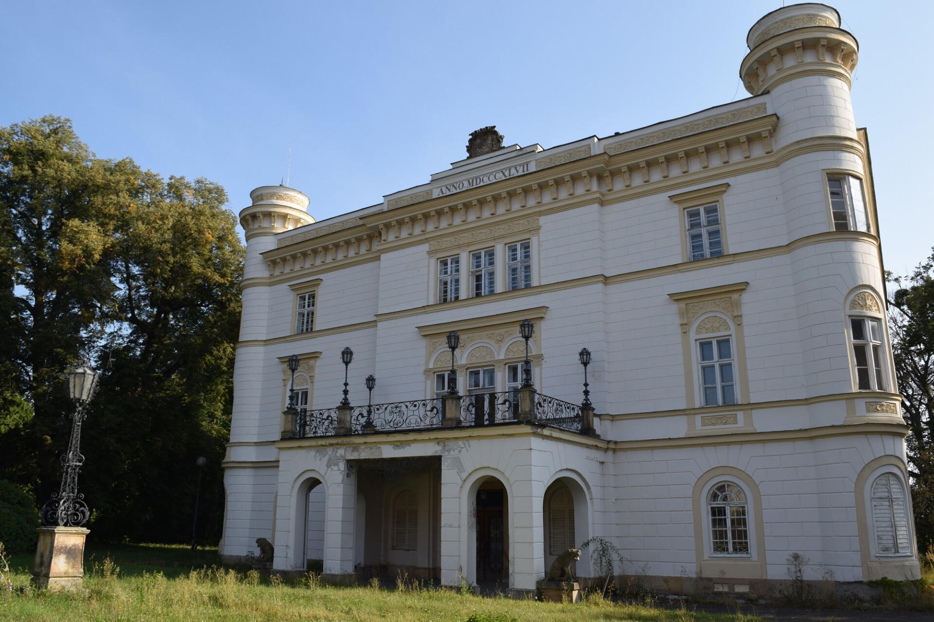 Zámek v Chudobíně v roce 2024; zdroj: Olomoucký Report