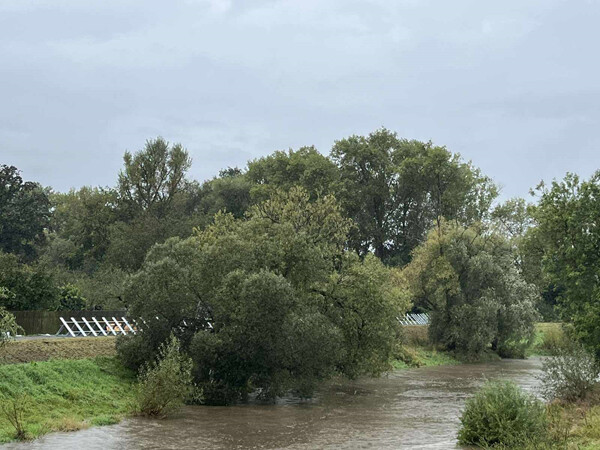 Mobilní hráz v Chomoutově, zdroj: Report