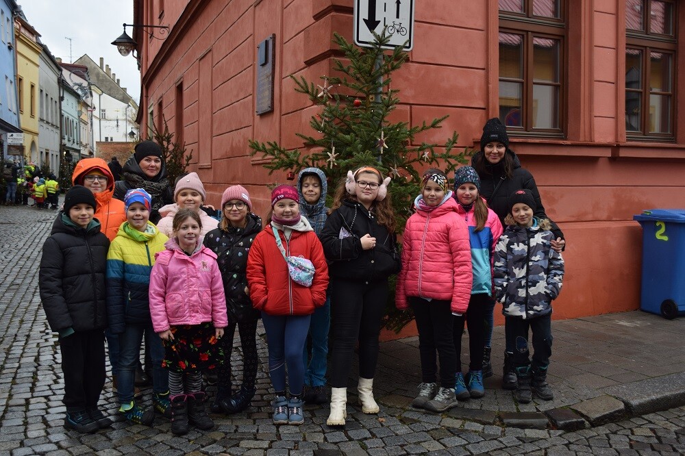 Děti ze ZŠ Petřkova; zdroj: Olomoucký Report