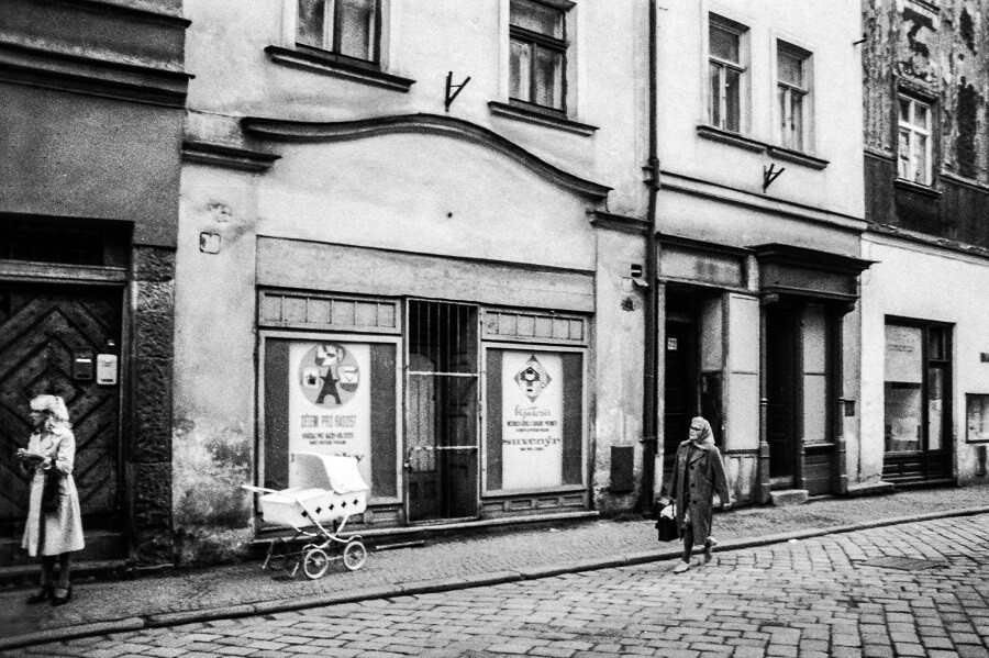 Ztracená 22-26, rok 1978, foto: Radovan Mikula / Report