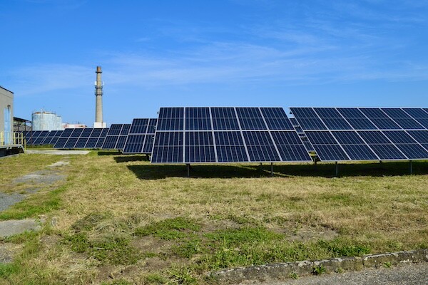 Fotovoltaická elektrárna ve Farmaku. Zdroj: Olomoucký Report