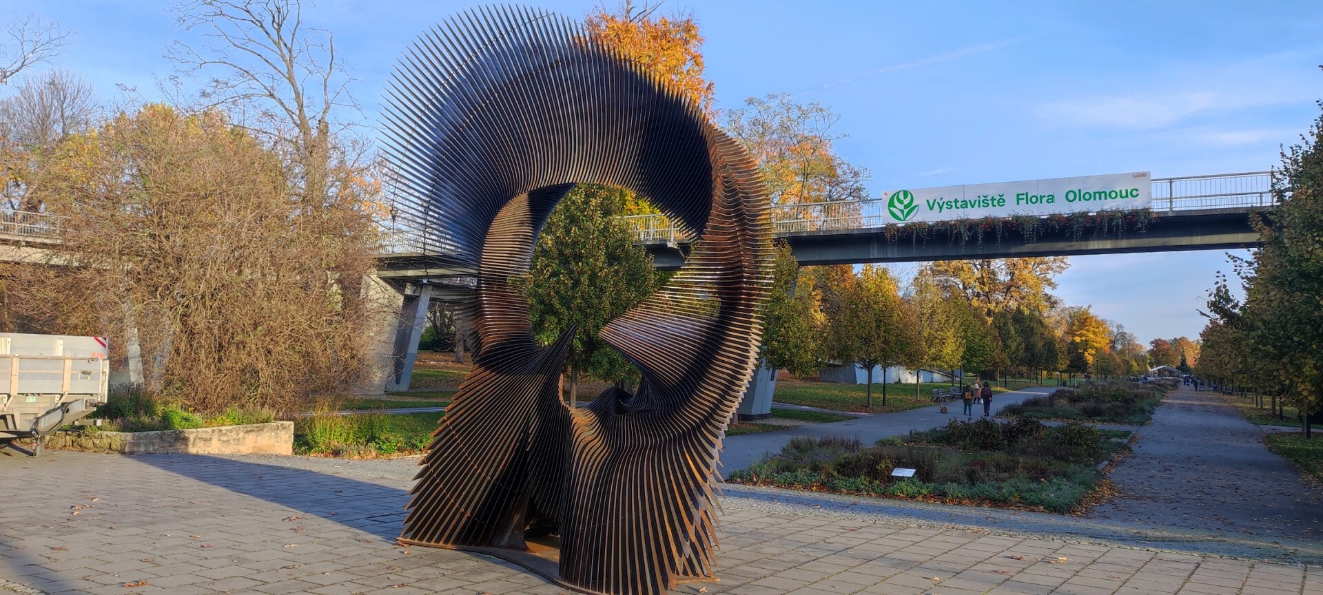 Socha na Blažejském náměstí a ve Smetanových sadech, foto: Report, Máté Ándrás/Olomoučáci