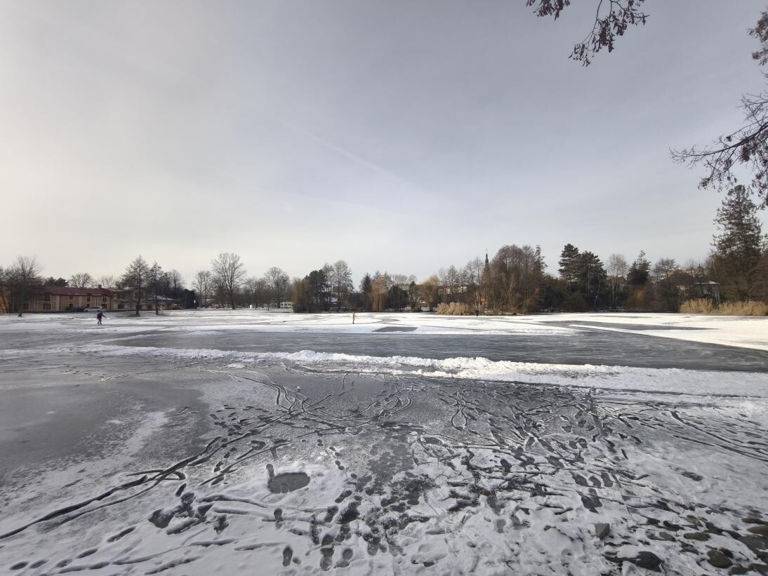 Vodní plochy v Litovli, které upravují pro bruslaře místní technické služby, zdroj: město Litovel