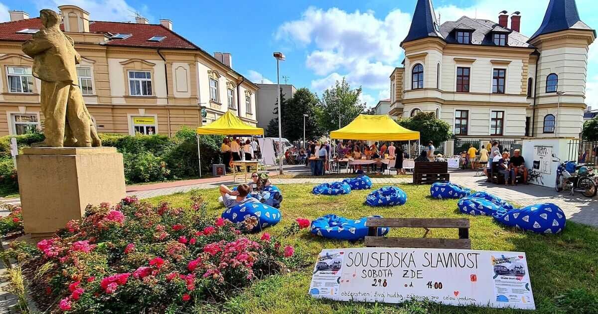 Sousedská slavnost v prostranství na rohu ulic Mozartova a Žilinská v loňském roce, foto: Úřední čtvrť žije