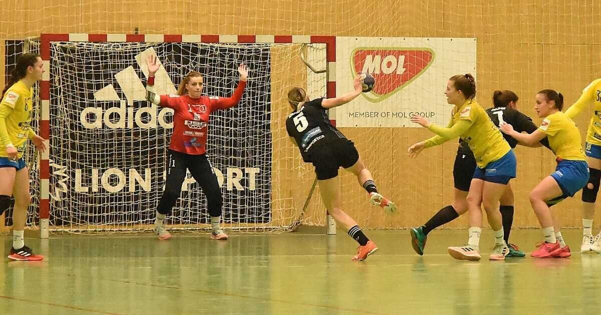 Zápas házenkářek Olomouce a Zlína | foto DHK ZORA Olomouc