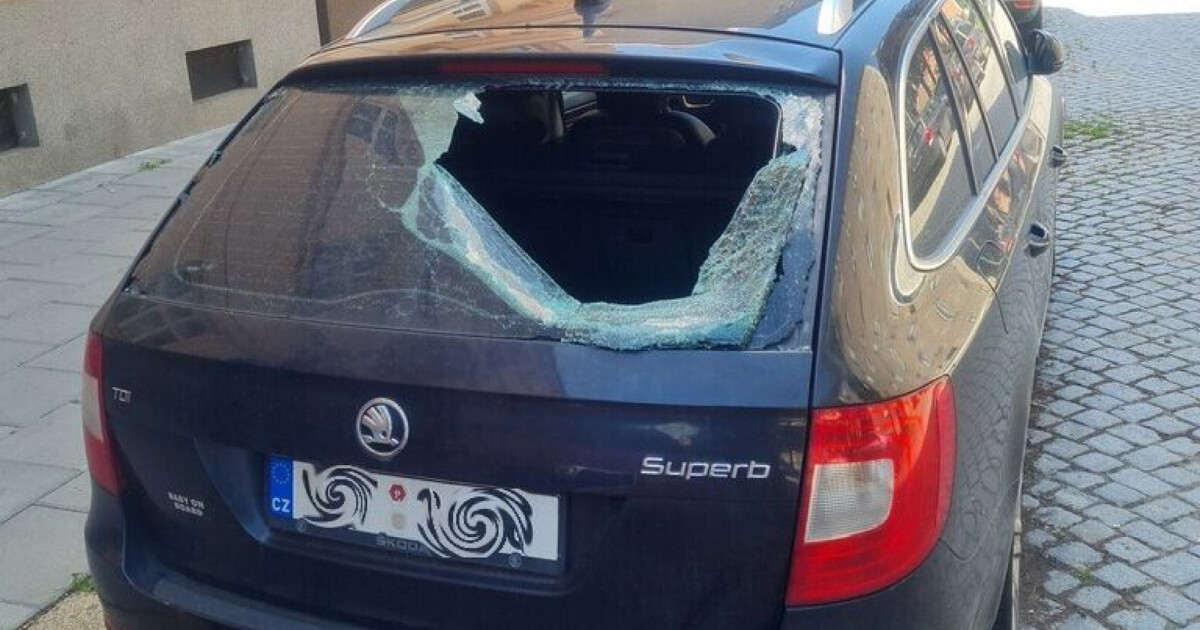 Poškozené vozidlo, zdroj: Městská policie Olomouc