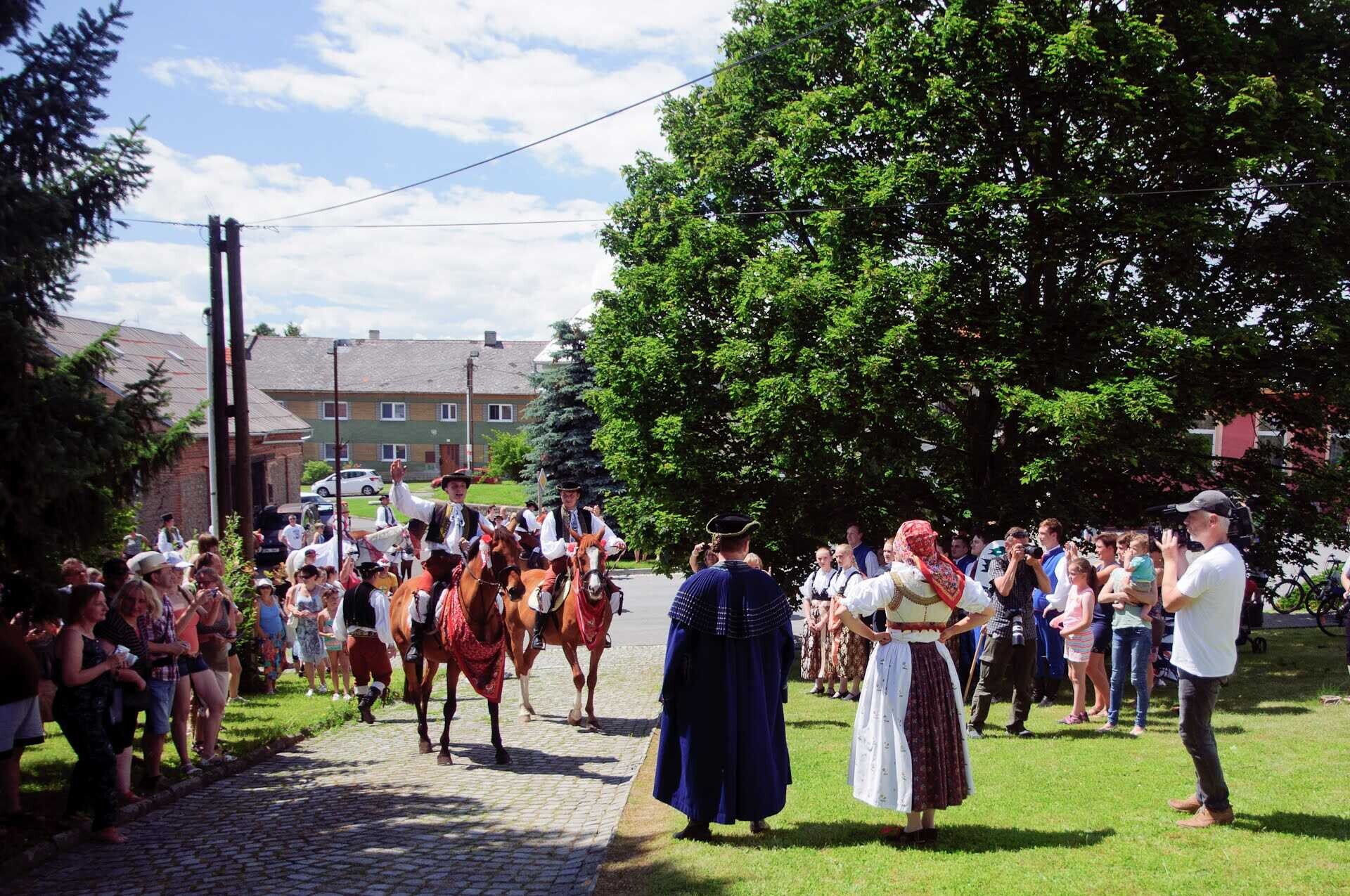 Záběry z loňské Jízdy králů v Doloplazech, foto: Olešnica Doloplazy