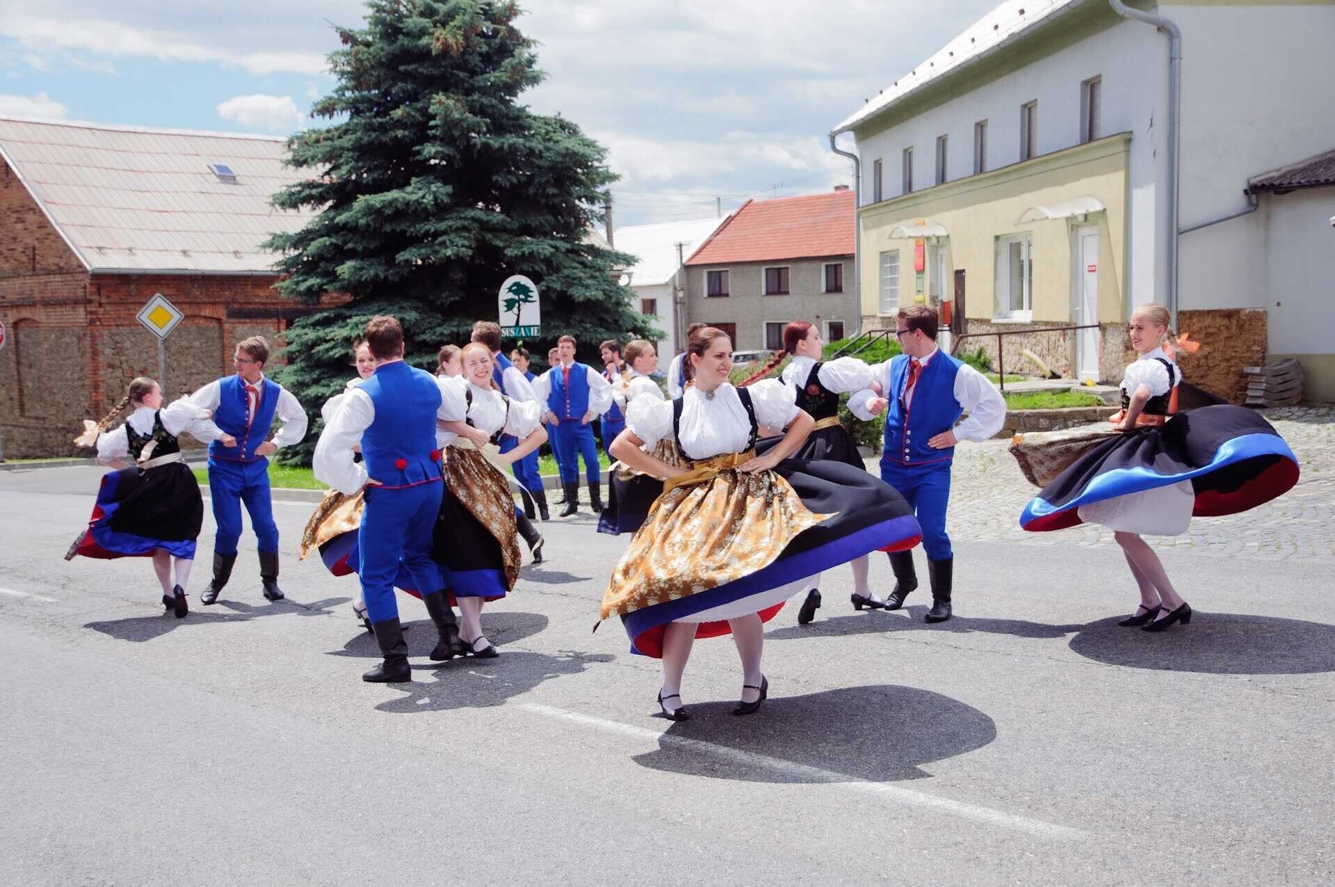 Záběry z loňské Jízdy králů v Doloplazech, foto: Olešnica Doloplazy